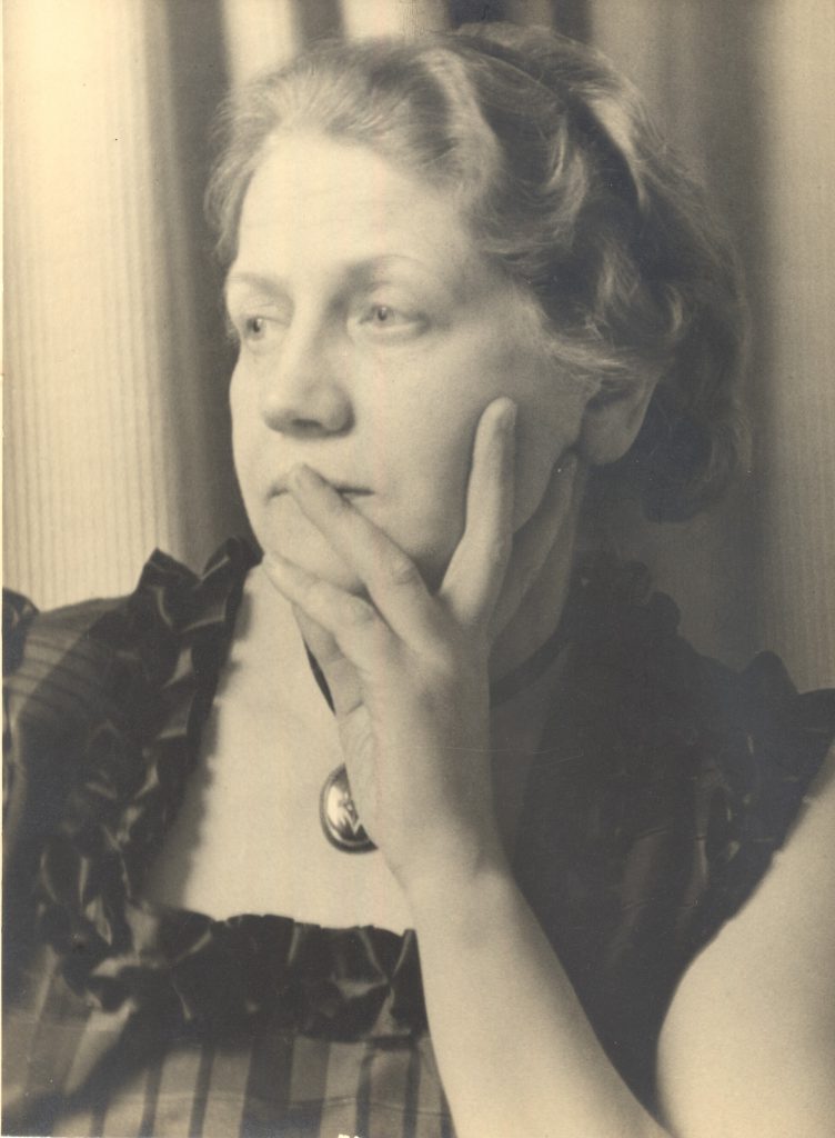 La pintora Olga Sacharoff